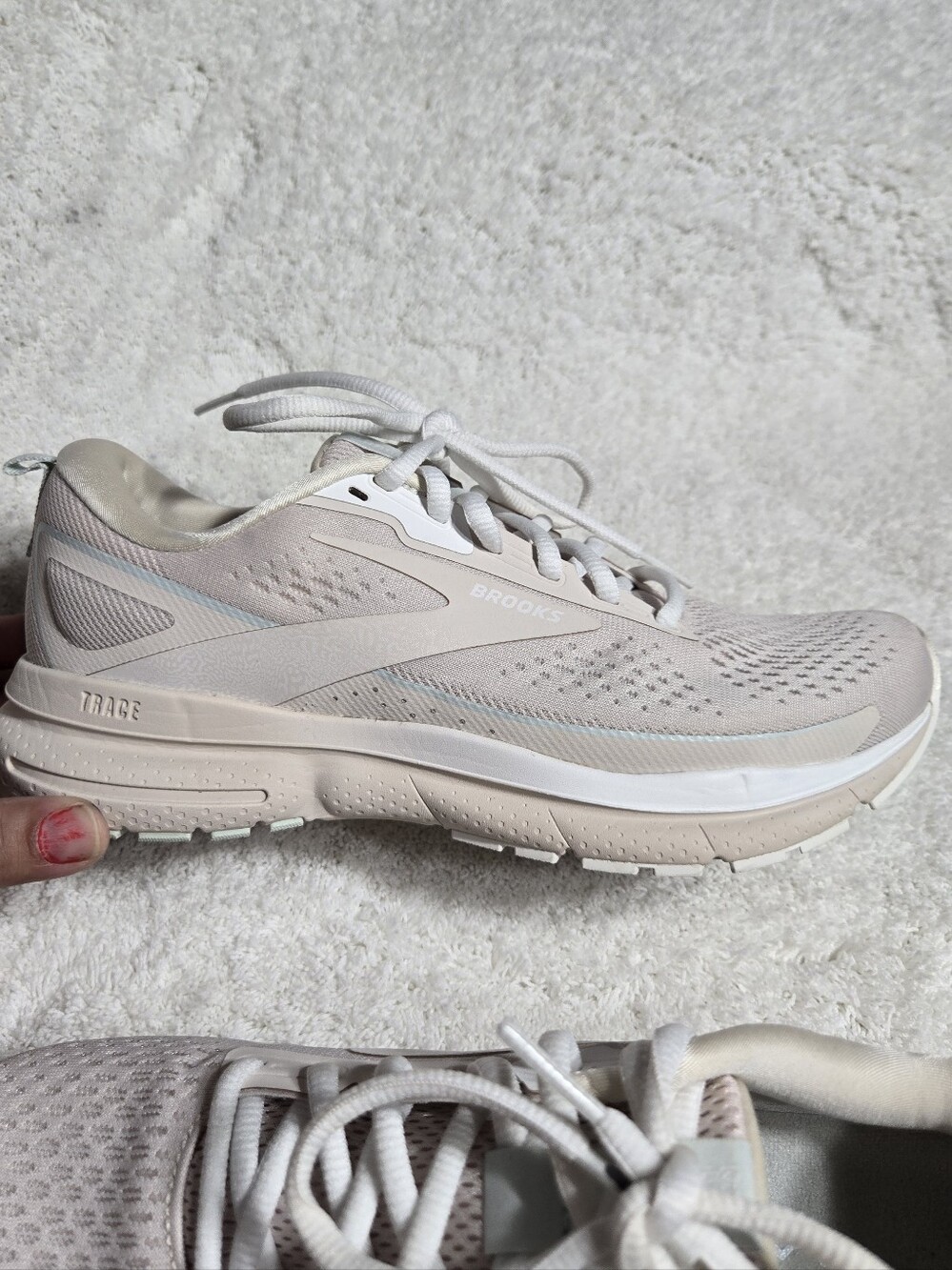 Brooks Women’s Trace 3 Road Running Sneakers Sz 7.5 Medium B Tan - Picture 4 of 14